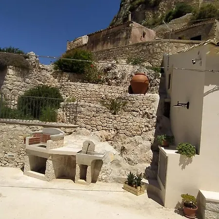 La Grotta Di Nonna Minicchia N 49 Holiday home